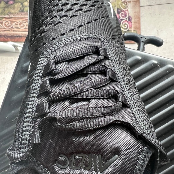 (USED) Nike Air Max 270 Sneaker - Men's - Picture 10 of 16